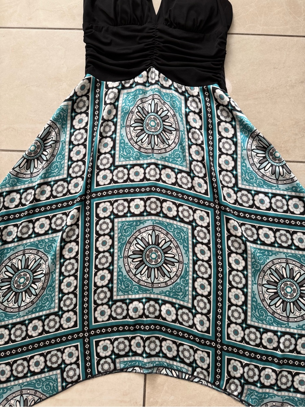 Dressbarn Size 6 Y2K Boho Halter Dress Teal Medallion Handkerchief Hem Ruched - Picture 3 of 13